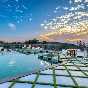 White House, Resort Munnar